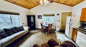 Yosemite Woods Duplex in Yosemite-Upper Unit - Image 5