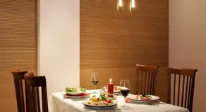 The Lodge Hotel - Image 5