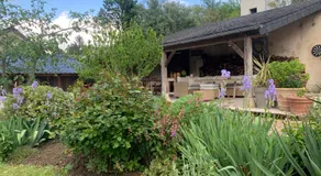 Le Clos Mademoiselle - Image 3