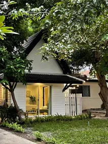 BanRubLom Farmhouse, Rayong, Private Swimming Pool - Image 5