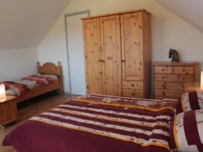 Modernes Zimmer mit Whirlpool - Image 5