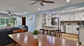 Fun In Fun Out Ski Home - Main Floor, Renovated 3BR-2BA, Hot Tub, Close to Resort - Image 2