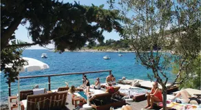 Awesome Apartment In Vrboska With Wifi - Image 2