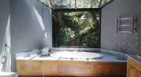 Ikamu's lodge - Image 4