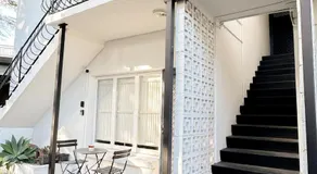 Mi Casa Su Casa - 2BR Sleeps 6 - Free Parking - CBD - Image 4