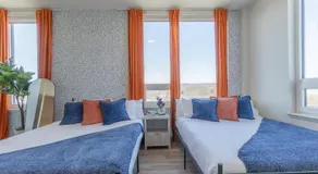 Vibrant Visit 4BR, 4bath, Park 2cars FREE| 20% OFF - Image 2