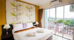 Kanokan Hotel - Image 2