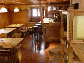 Historic Hotel Crusch Alva - Image 3