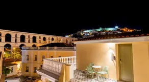Atlas Boutique Suites - Image 5