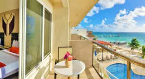 Hacienda Morelos Beachfront Hotel - Image 3