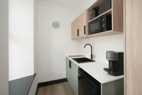 The Sixty |Compact Modern Studio Efficient Cardiff - Image 2