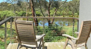 Messmates Luxury Eco Suites - Image 5