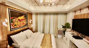 Paris Hilton Beach resort - Image 2