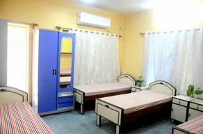 No 1 A   Class Premium Guest house for Ladies only - Image 1