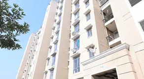Royal 4BHK Oasis BalconyViews - Image 3