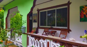 Dan Zoranz Self Catering Guest House - Image 3