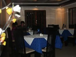Global Village Guesthouse Midrand - Image 3