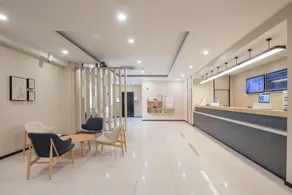 Hanting Hotel Beng bu Wen hua Square - Image 5