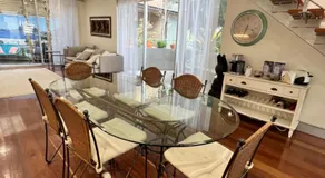 Bondi Modern Beachside Suite - Image 4