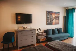 Schöne EG Wohnung mit eigener Terrasse - Image 4