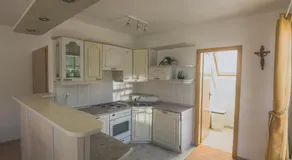 Apartment Amak with free onsite parking - Image 5
