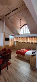 The Pinewood Homestay Kufri - Image 1