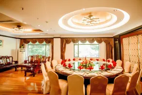 Dabieshan Hotel - Image 3