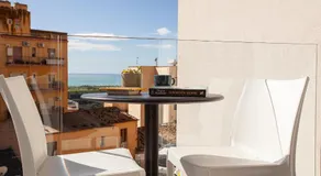 Oneira Rooms - Image 3