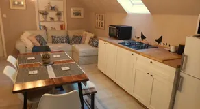 InGreen house - Image 3
