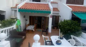 The Best House Tenerife Habitaciones Compartidas - Image 5