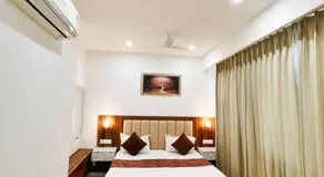 HOTEL KAILASH REGENCY - Luxury Rooms Near Railway Station and Bus Terminal Ludhiana - Image 5