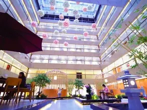 Lucky Star Hotel - Image 4