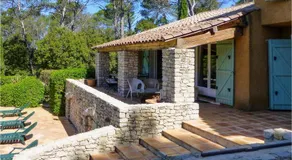 Pet Friendly Home In Entrecasteaux - Image 3
