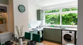 Modern apartment - sleeps 4 - Image 4
