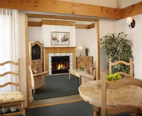 Pinestone Resort & Conference Centre - Image 2