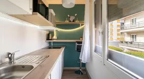 studio cosy proche du centre + parking gratuit - Image 2
