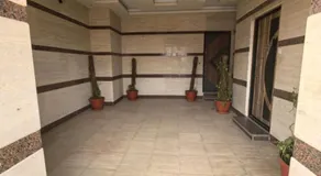 Comfort Suite Near Triumph Luxury Hotel - Image 5