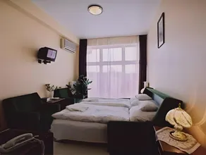 Hotel Uno - Image 2