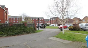 GORGEOUS 7 PERSON 3 BEDROOM 3 BATHROOM HOUSe - Image 5