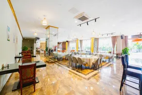 Nuoya Business Center Hotel - Image 2