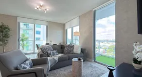 Desing district, great apartment - Image 4