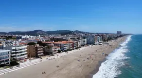 Sea Views Sanatori Beach, Barcelona - Image 5