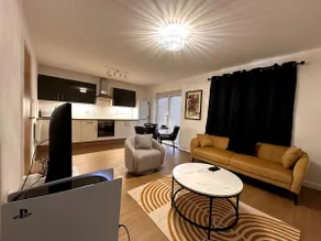 Luxury 2 Bedroom City Flat - Image 2