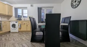 Burnley Ganzes Haus 4 Schlafzimmer - Schlafplätze für 6 - Einfahrt - Image 5