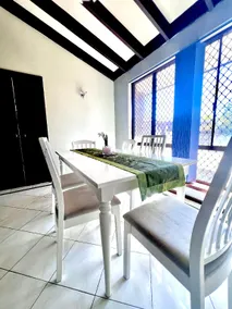Long Stay Ens Mater Holiday Room Near Fremantle - Image 2