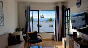 Sunny Corner, delux apartment vista mar and pool - Image 2