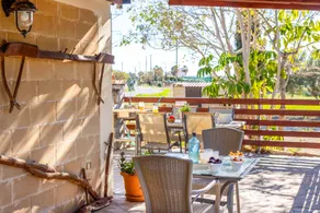 Coral Bay Cottage - Image 5