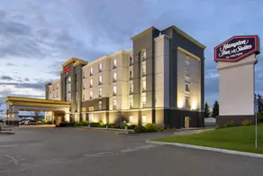 Hampton Inn & Suites by Hilton Edmonton/West - Image 3