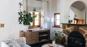 Secluded Stone Cottage perfect for Couples Escape - Waterfalls - Image 2