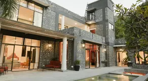 The Mountbatten Lodge - Image 4